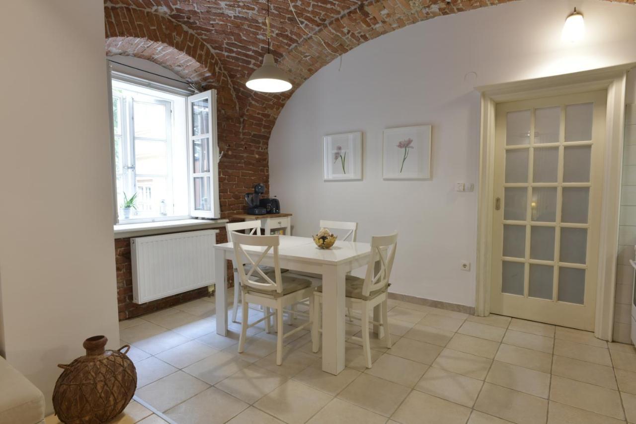 Apartment Azalea Záhřeb Exteriér fotografie